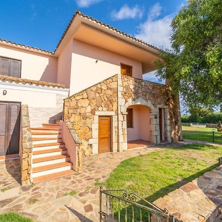 Iss Travel, Pedra Rosa 2 Bedroom Apartments With Private Terrace And Air Conditioning Сан-Теодоро Экстерьер фото